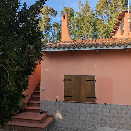Accogliente Mansardato Casa Dei Girasoli Platamona